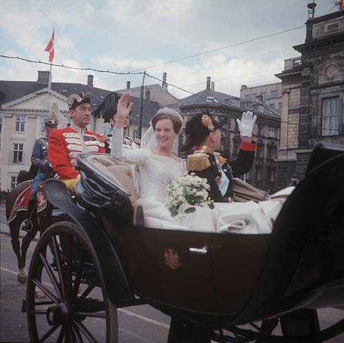 Margrethe ed Henrik, l'arrivo della sposa